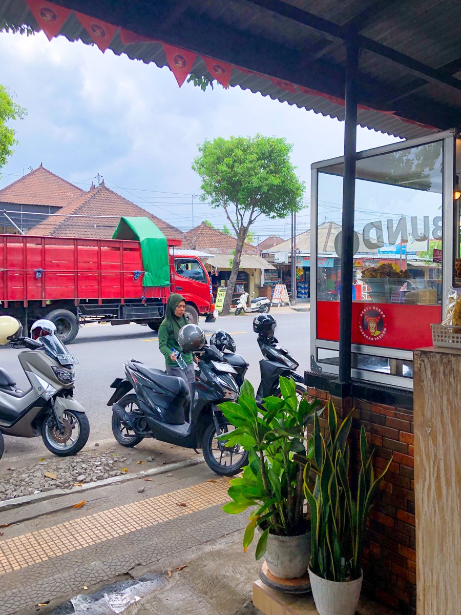 kotonoha741hz's tweet photo. 昨日のBali🌴

飽きない景色
秋無い景色……

日本は今秋景色だよね？

 #BaliLife https://t.co/tR14G2WnY8