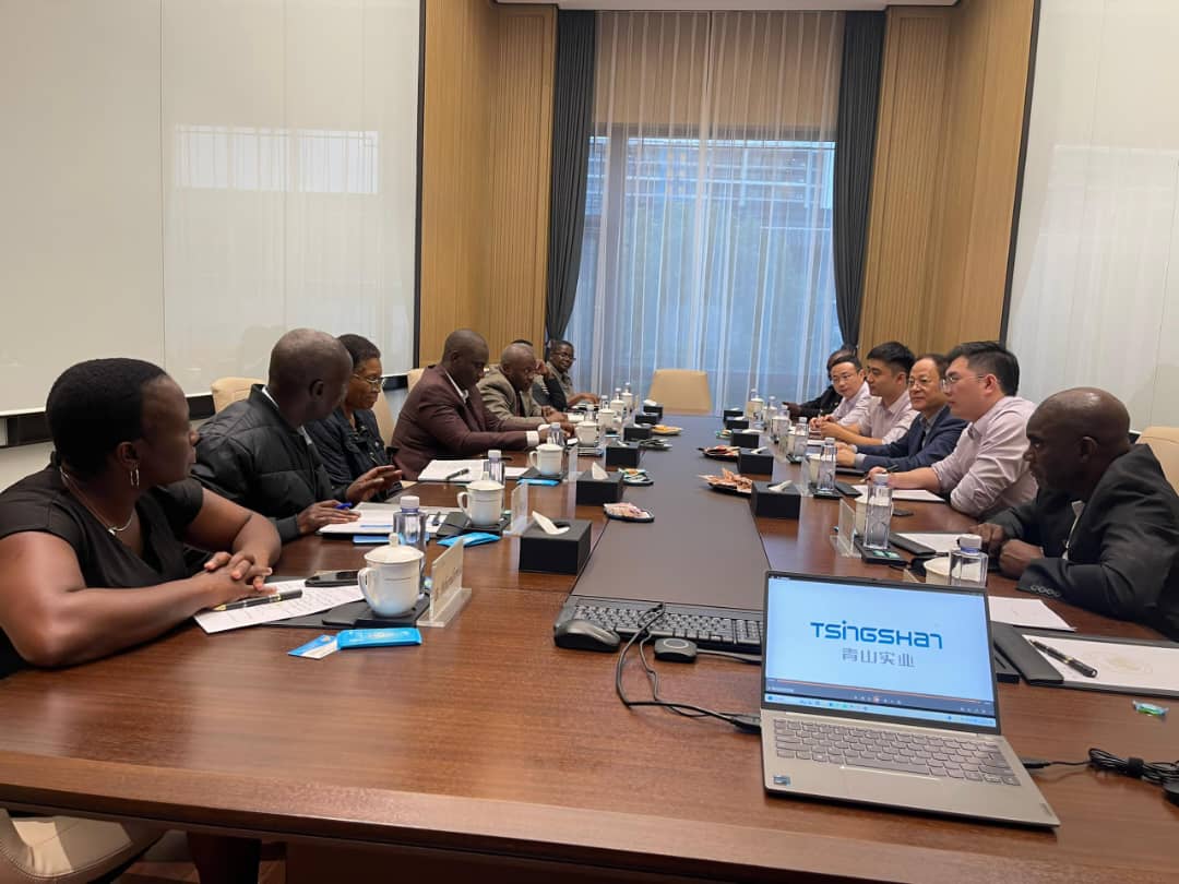 Chinese Embassy in Zimbabwe (@chinesezimbabwe) on Twitter photo Congratulations to the successful visit of Zimbabwe’s delegation to the 7th China International Import Expo #CIIE2024 from 5 to 10 Nov. During the trip, Hon. Owen Ncube, the head of the delegation and Midlands Minister of State for Provincial Affairs and Devolution, addressed the Congratulations to the successful visit of Zimbabwe’s delegation to the 7th China International Import Expo #CIIE2024 from 5 to 10 Nov. During the trip, Hon. Owen Ncube, the head of the delegation and Midlands Minister of State for Provincial Affairs and Devolution, addressed the