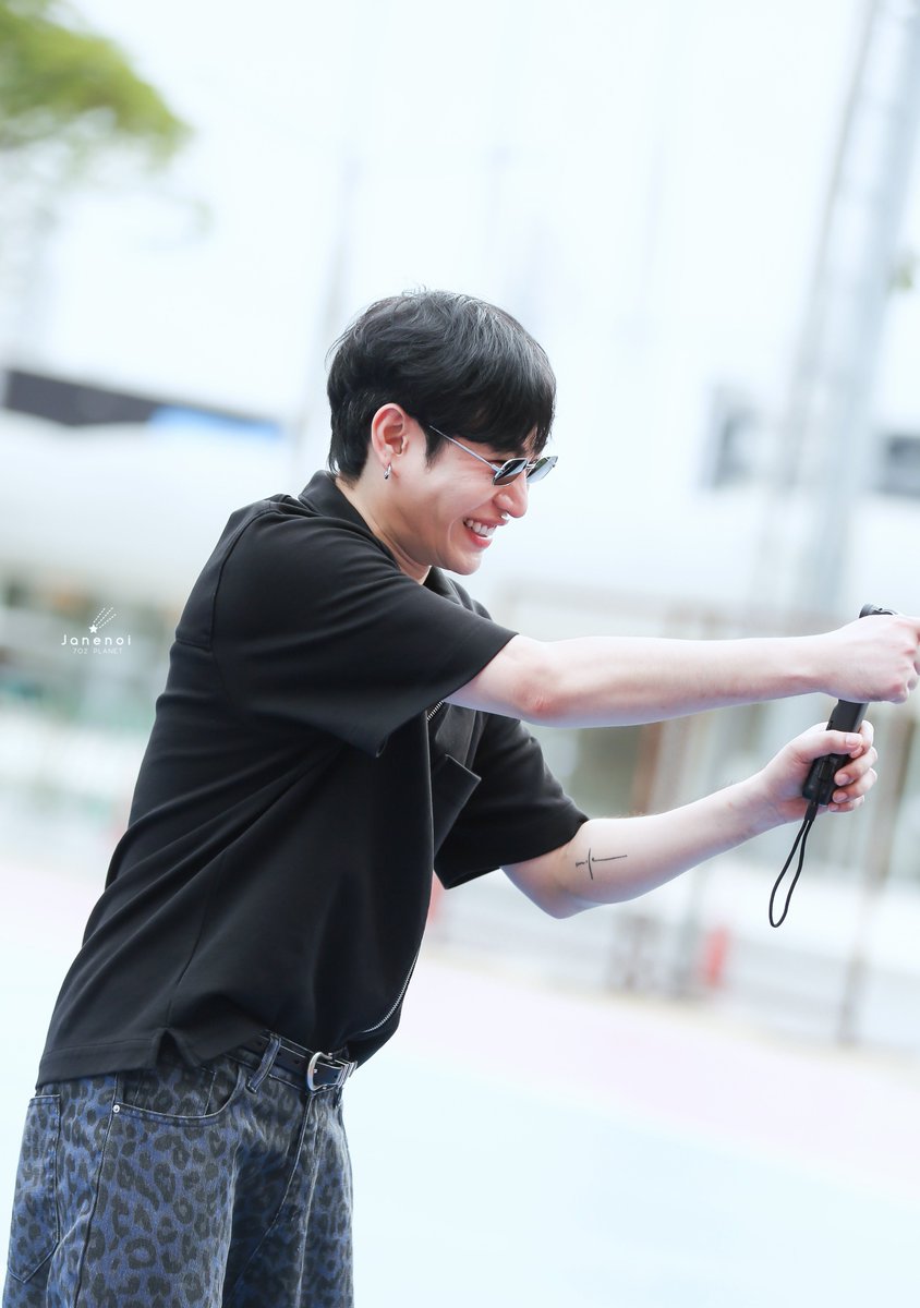 Janenoiiii's tweet photo. เมื่อเธอมีรักที่ไม่ทำให้เธอต้องเสียใจ ได้รักเข้าแล้วจะรู้ว่ามันช่างสวยงามแค่ไหน ·͜·♡ 
ดีใจที่ได้เห็นเฮียกลับมามีรอยยิ้มสดใสขนาดนี้อีกครั้ง เฮียเหมาะกับรอยยิ้มที่สุดแล้ว ใจฟูที่สุดเลยนะ 

@peckpalit 
#ผลิตมาเพื่อนุช 
#เป๊กผลิตโชค 
#PeckPaLitChoke
#palitgallery 
#snapbyJN https://t.co/MN5jEnE0aq