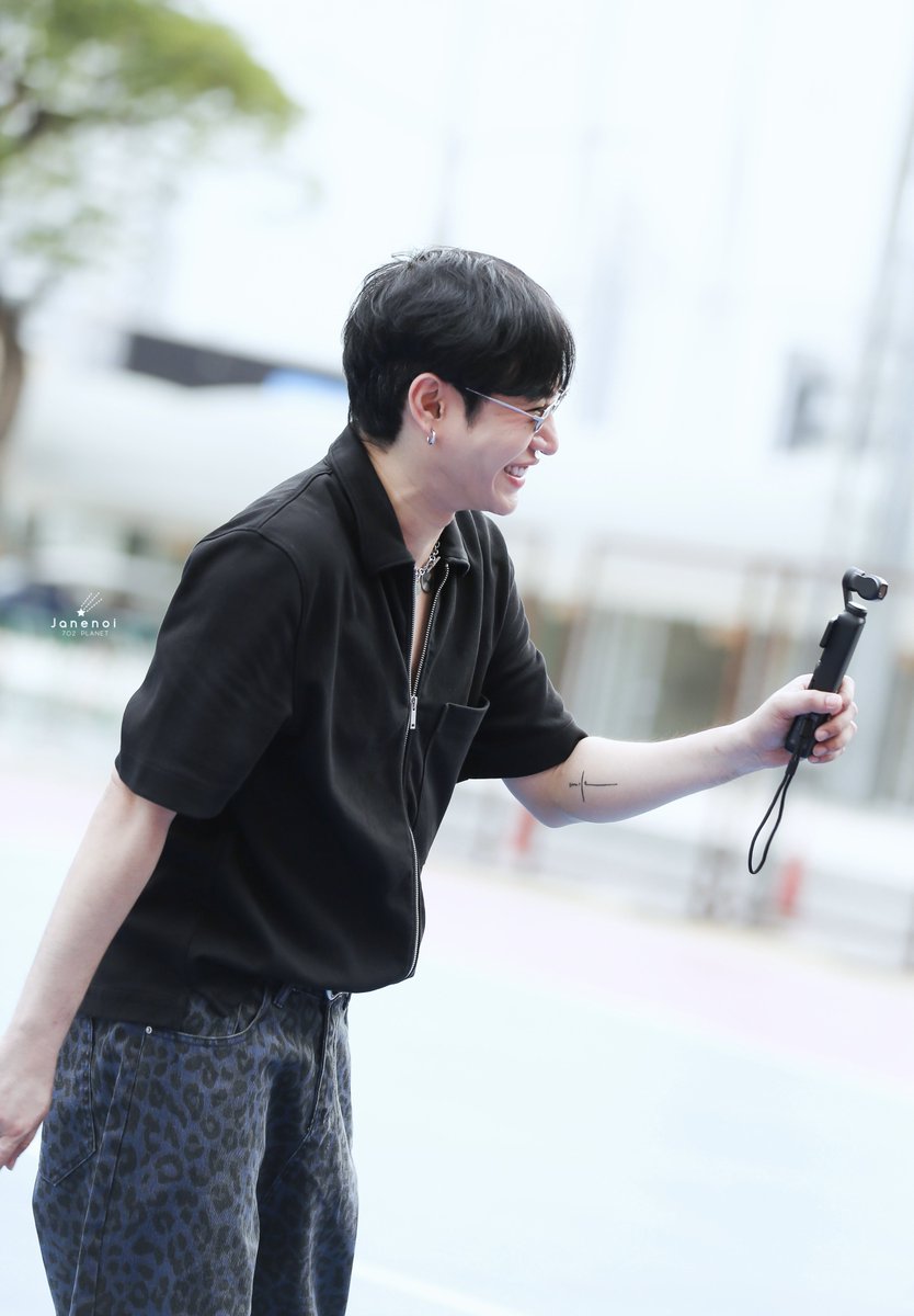 Janenoiiii's tweet photo. เมื่อเธอมีรักที่ไม่ทำให้เธอต้องเสียใจ ได้รักเข้าแล้วจะรู้ว่ามันช่างสวยงามแค่ไหน ·͜·♡ 
ดีใจที่ได้เห็นเฮียกลับมามีรอยยิ้มสดใสขนาดนี้อีกครั้ง เฮียเหมาะกับรอยยิ้มที่สุดแล้ว ใจฟูที่สุดเลยนะ 

@peckpalit 
#ผลิตมาเพื่อนุช 
#เป๊กผลิตโชค 
#PeckPaLitChoke
#palitgallery 
#snapbyJN https://t.co/MN5jEnE0aq