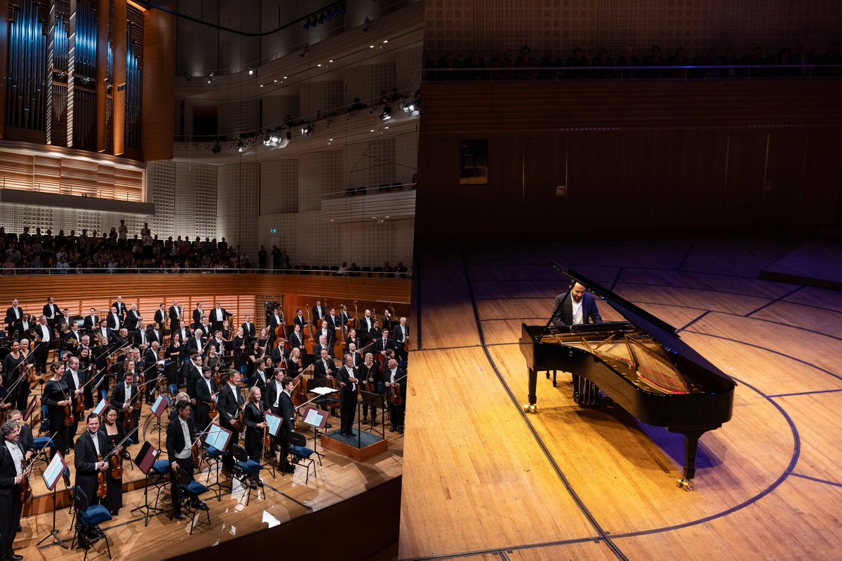 Let's look ahead to spring 2025! Tickets for our #SpringFestival (11.–13.04.) and the #PianoFest (29.05.–01.06.) are now on sale 🎟

That's eight amazing concerts – which ones are you attending?

Get your tickets at lucernefestival.ch