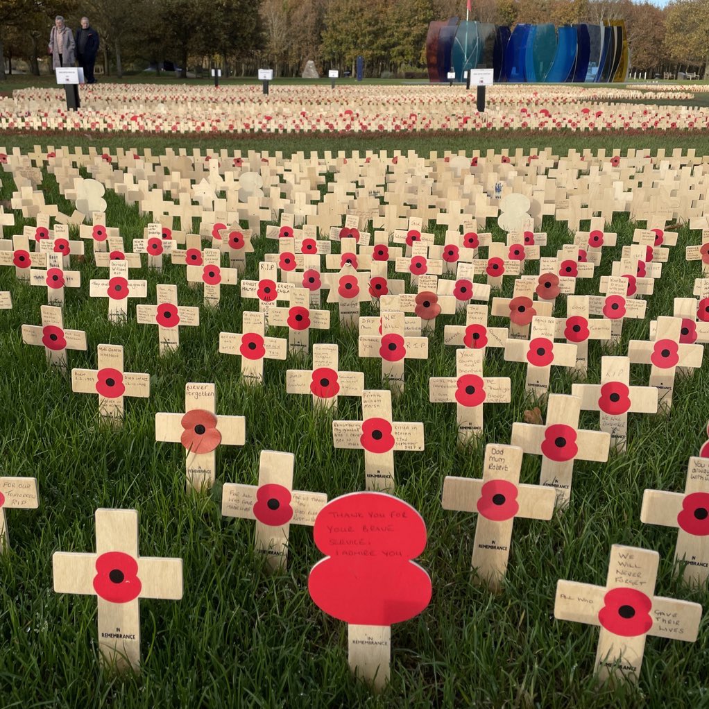 🎖 StockportCounty FC was represented at the National Memorial Arboretum's Armistice Day commemorations.

<a href="/SCFCCommunity/">Stockport County Community Trust</a>’s NAAFI Break social group attended the ceremony and visited memorials honouring those who paid the ultimate sacrifice.

We will remember them.

#ArmisticeDay