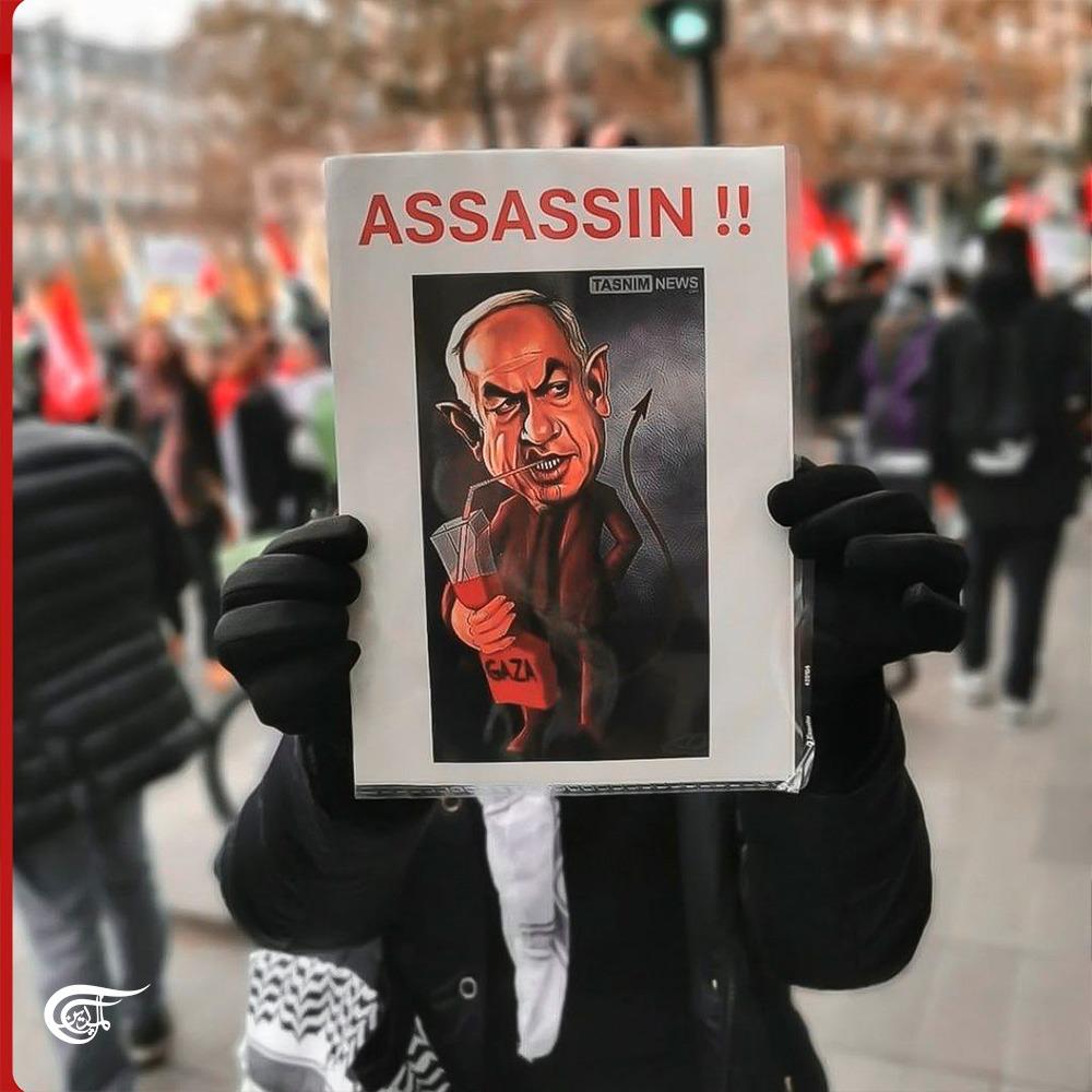 Bezalel Smotrich,criminal de guerra,reconocido apologista del genocidio,ministro de finanzas israelí y promotor de la anexión de Cisjordania,estará mañana miércoles en París en una manifestación pro-israelí y en el evento pro-genocida "Israel is Forever".
#FreePalestine