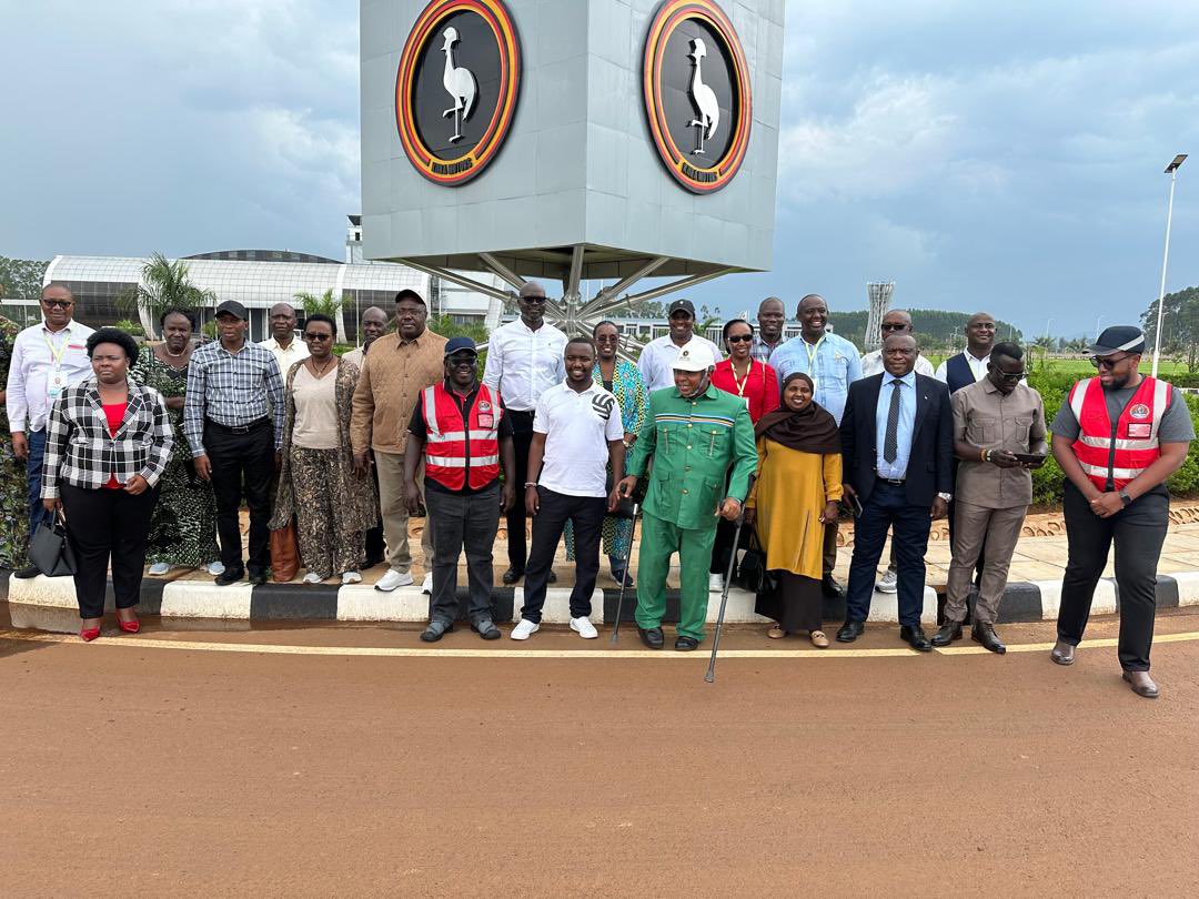 KiiraMotors's tweet photo. Legislators from the East African Legislative Assembly visited the #KiiraVehiclePlant to observe East Africa’s industrial progress, aligning with EAC goals of economic integration and self-reliance.

We were honored to host the MPs at the home of #MissionVehiclesMadeinUganda 🇺🇬. https://t.co/iOpJyWirJT
