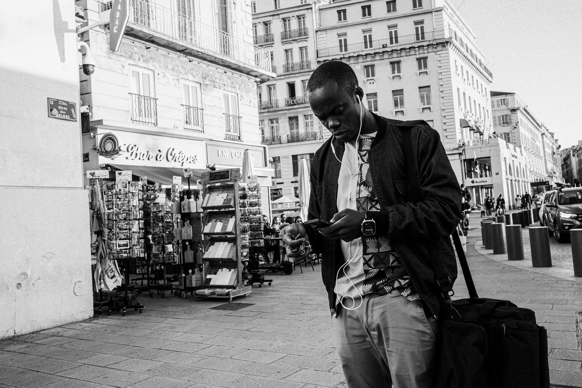 clementmatteoli's tweet photo. Marseille 
Novembre 2024

#streetphotography #streetphotofrance https://t.co/GC8cnhcQb8