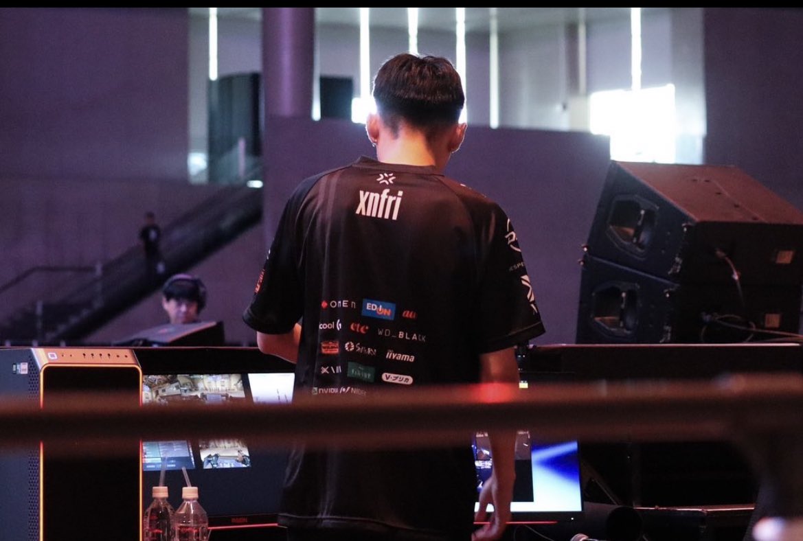 いつも応援してくださる皆様へ。

この度、VALORANTの選手としての活動に区切りをつけ、引退することを決意しました。 リリースから約4年間、たくさんの舞台で戦えたことはかけがえのない経験となりました。