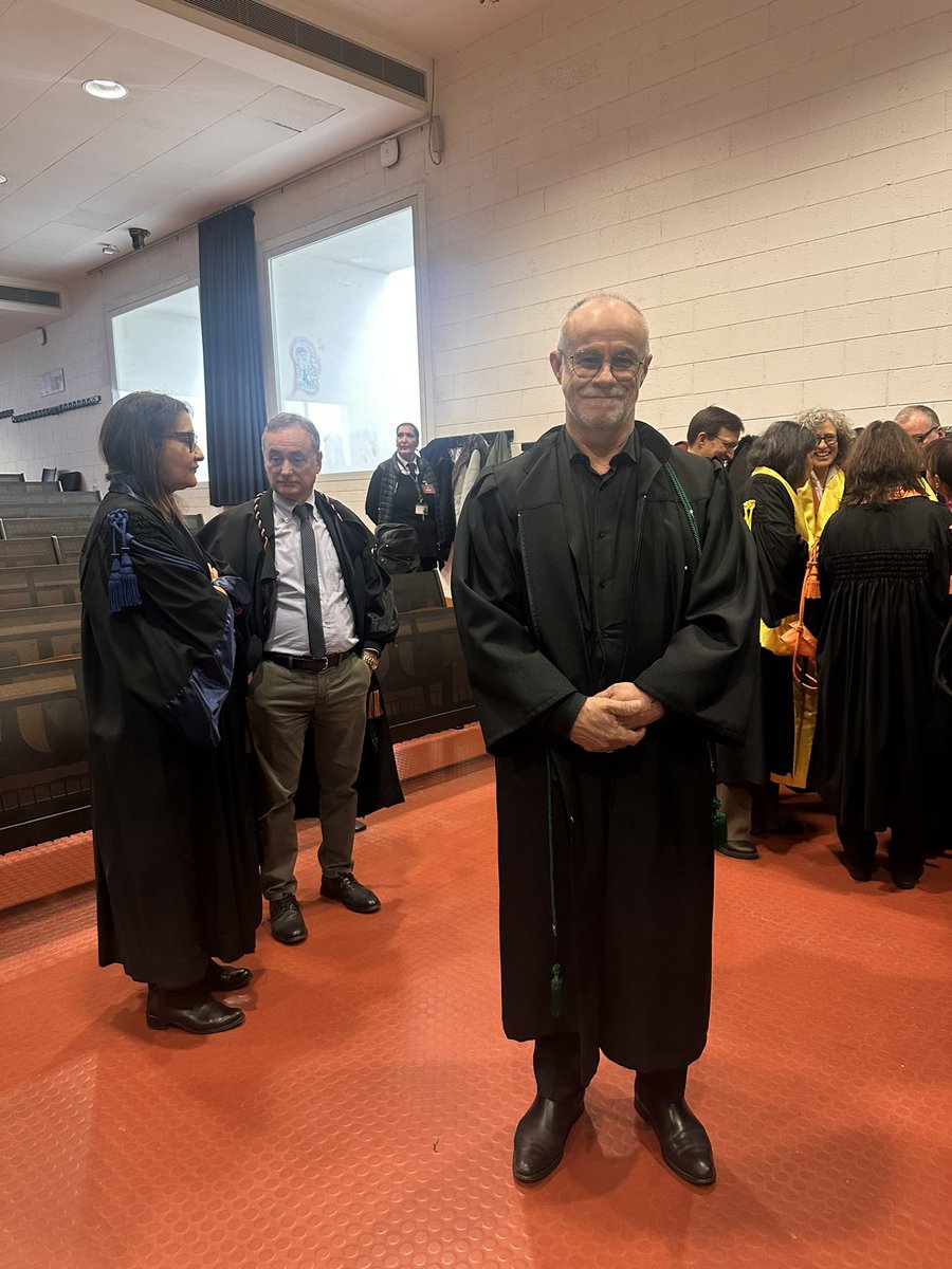 Chaire ETI Paris1 Sorbonne - IAE (@chaire_eti) on Twitter photo In a few minutes, Pr <a href="/CarlosMorenoFr/">Pr Carlos Moreno | IAE-Paris Sorbonne</a> will deliver the Lectio Magistralis to open the 2024 - 2025 academic year at the University of Milano-Bicocca.
A solemn ceremony with professors, students, directors, and Mayor G. Sala, and all the representatives of society.
#HappyProximity In a few minutes, Pr <a href="/CarlosMorenoFr/">Pr Carlos Moreno | IAE-Paris Sorbonne</a> will deliver the Lectio Magistralis to open the 2024 - 2025 academic year at the University of Milano-Bicocca.
A solemn ceremony with professors, students, directors, and Mayor G. Sala, and all the representatives of society.
#HappyProximity