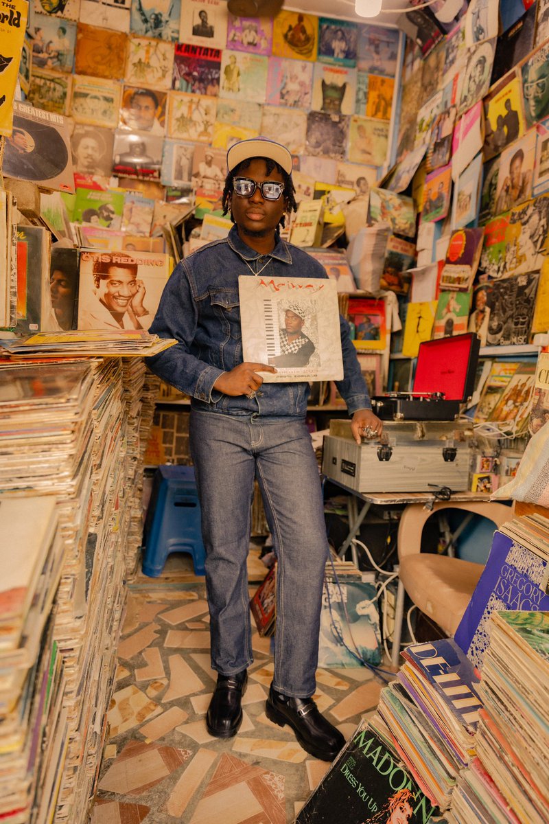 DAYS BEFORE TOL AT THE RECORD STORE

STREAM ‘TOL’ HERE : youtu.be/bjCL5sZtzsw?si…

SHOT BY <a href="/jcjcproductions/">JCJC_Productions</a> &amp; <a href="/kwekuananse0/">S E X</a>