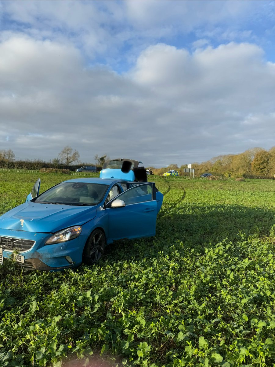 tvprp's tweet photo. Witness a pursuit through Witney, Long Hanborough, Bladon? Oxon B shift have one in custody, none outstanding for theft of motor vehicle, dangerous drive, FTS, Doc offences.#p1514 #p3522 #p5592 #p1457 #p5955 https://t.co/1uq6ewVDBX
