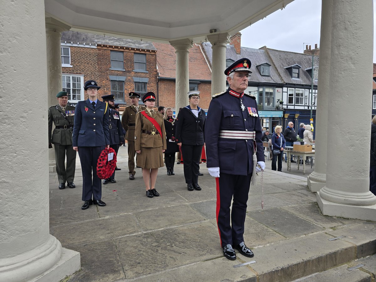 #ERLordLieutenant was joined by <a href="/RFCAYH/">RFCA Yorkshire and the Humber</a> #ERLLCadets Leading Cadet Lydia Moyhihan, Staff Sergeant Emma McDowell, and Cadet Flight Sergeant Emily Edmitson at #RemembranceSunday2024 Beverley #EastRiding #Hull <a href="/AirCadetsNorth/">North Region - RAF Air Cadets</a> #HawkerBlackburnSquadron <a href="/HSYACF/">HSY Army Cadets</a> #HMSIronDuke <a href="/HMSIronDuke/">HMS Iron Duke</a>