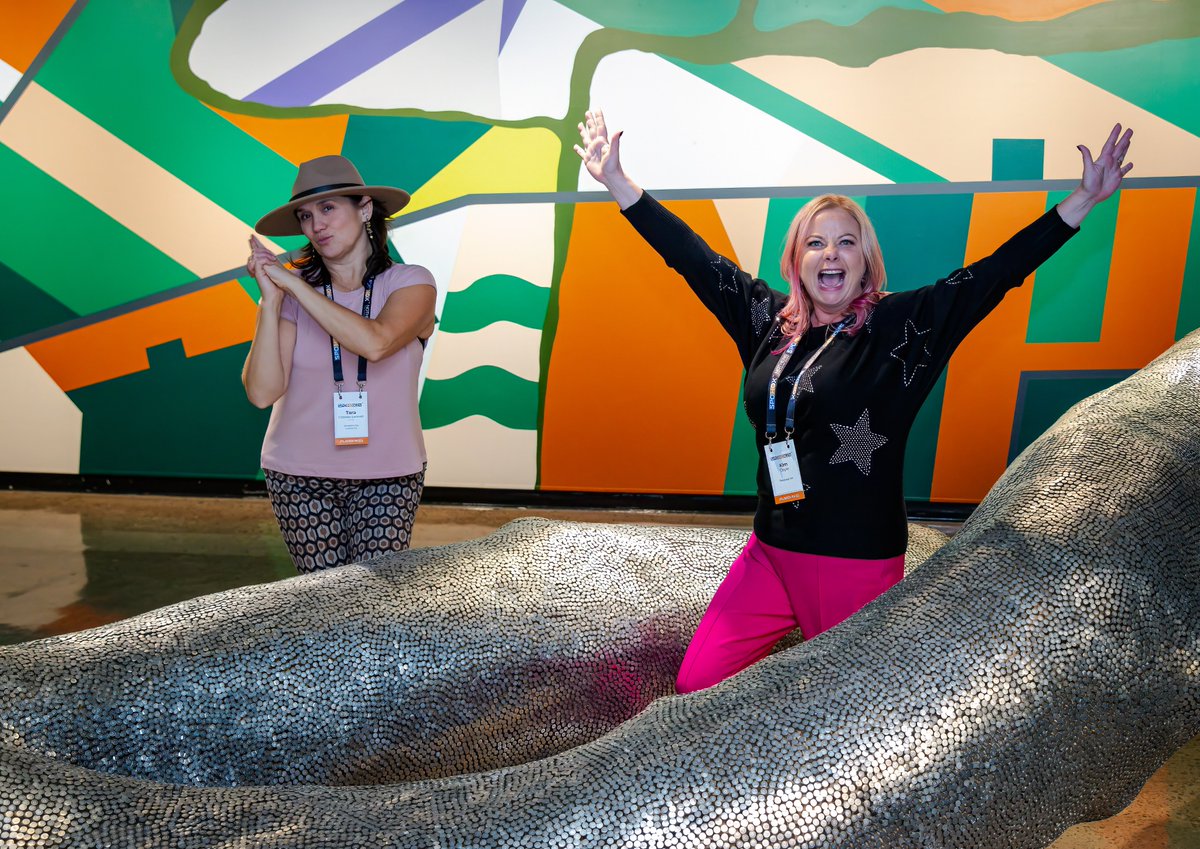 SPOHOXperience's tweet image. High fives to everyone who helped make Spo Ho Xperience™ such a success in Charlottetown last month!
Raise your hand in the replies if you had a great time!
#SpoHoX24 #SportHosting #SportTourism #SportTravel