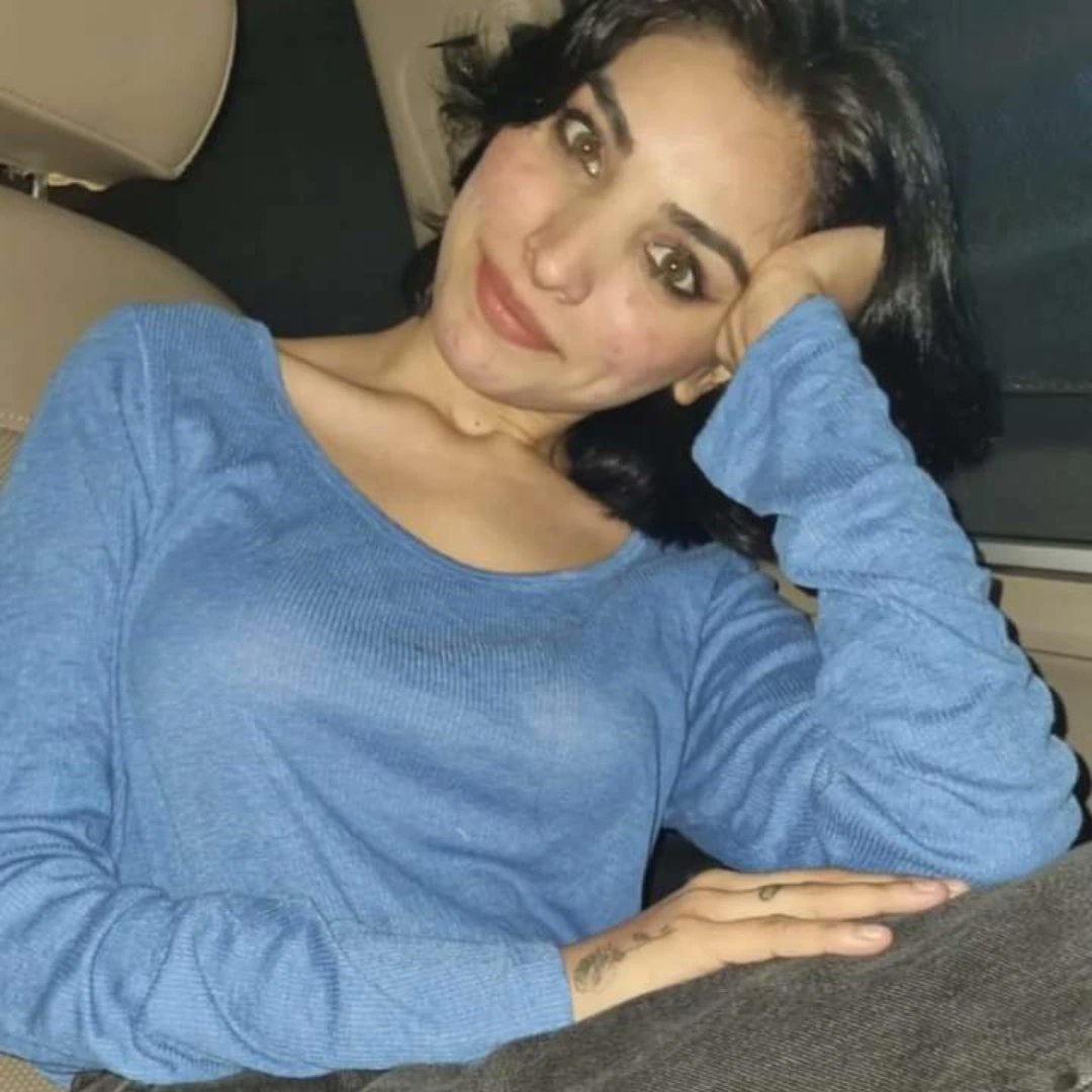 CamParvez's tweet photo. 💙🩵 #LISA #PictureOfTheDay https://t.co/P2tfPV0Ivy
