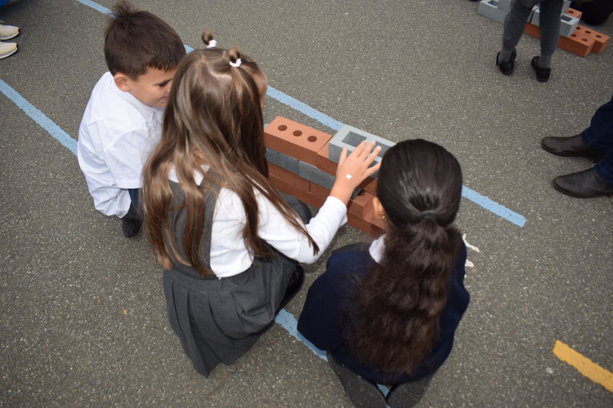 Curwen Primary School tweet media