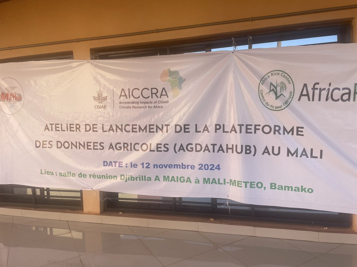 ramkdhulipala's tweet photo. Happening now. Launch of AgDataHub in collaboration with Mali Meteo and Africa Rice under the world bank funded AICCRA project. @cgiarclimate_WA @CGIARAfrica @ILRI @awhitbr https://t.co/c3GN8DijtS