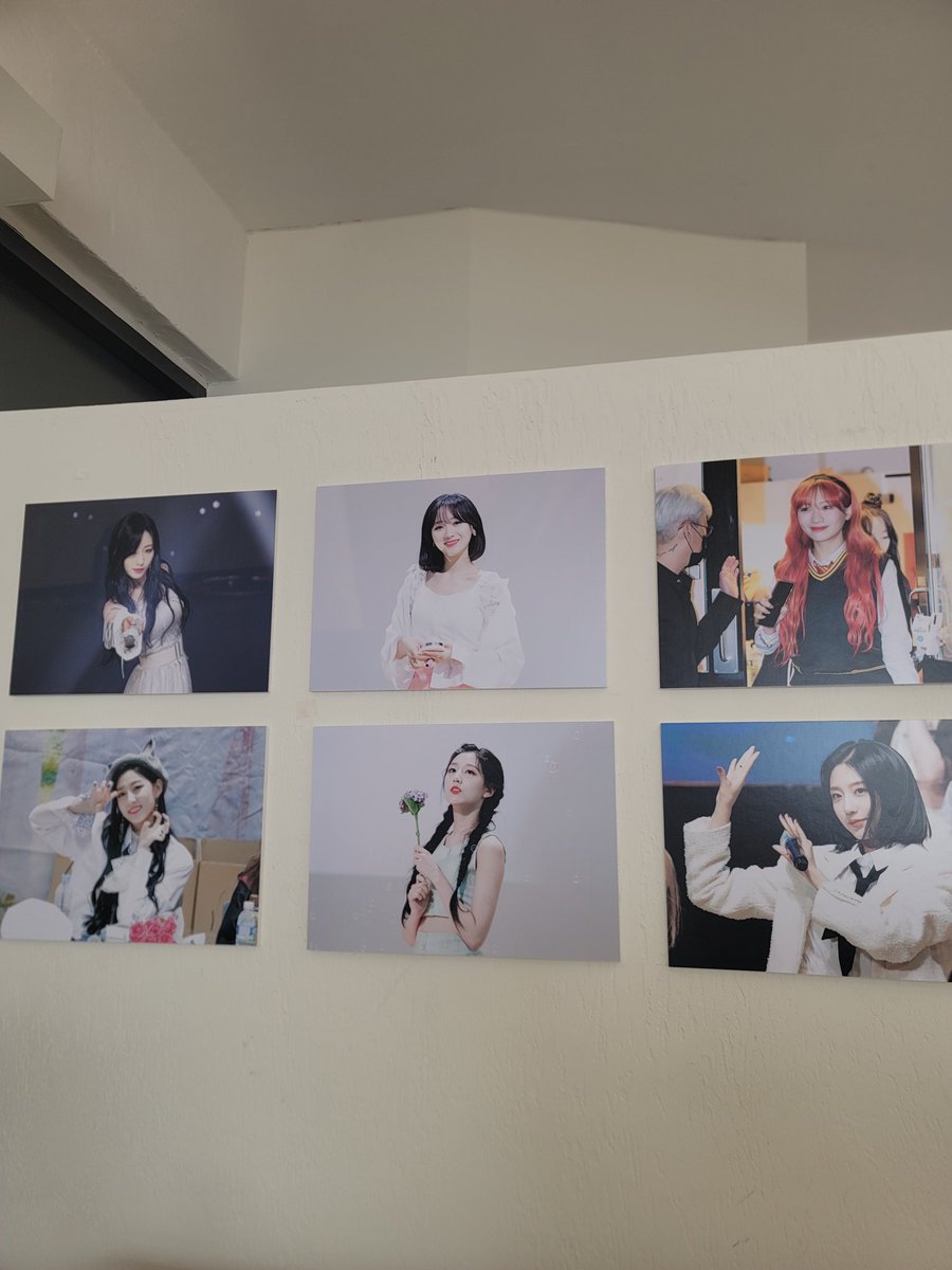 RoaringTeddy's tweet photo. 러블리즈 10주년 축하드립니다
#러블리즈_영원히_만날래
#러블리즈 #류수정 #정예인 https://t.co/adJLJa8JeQ
