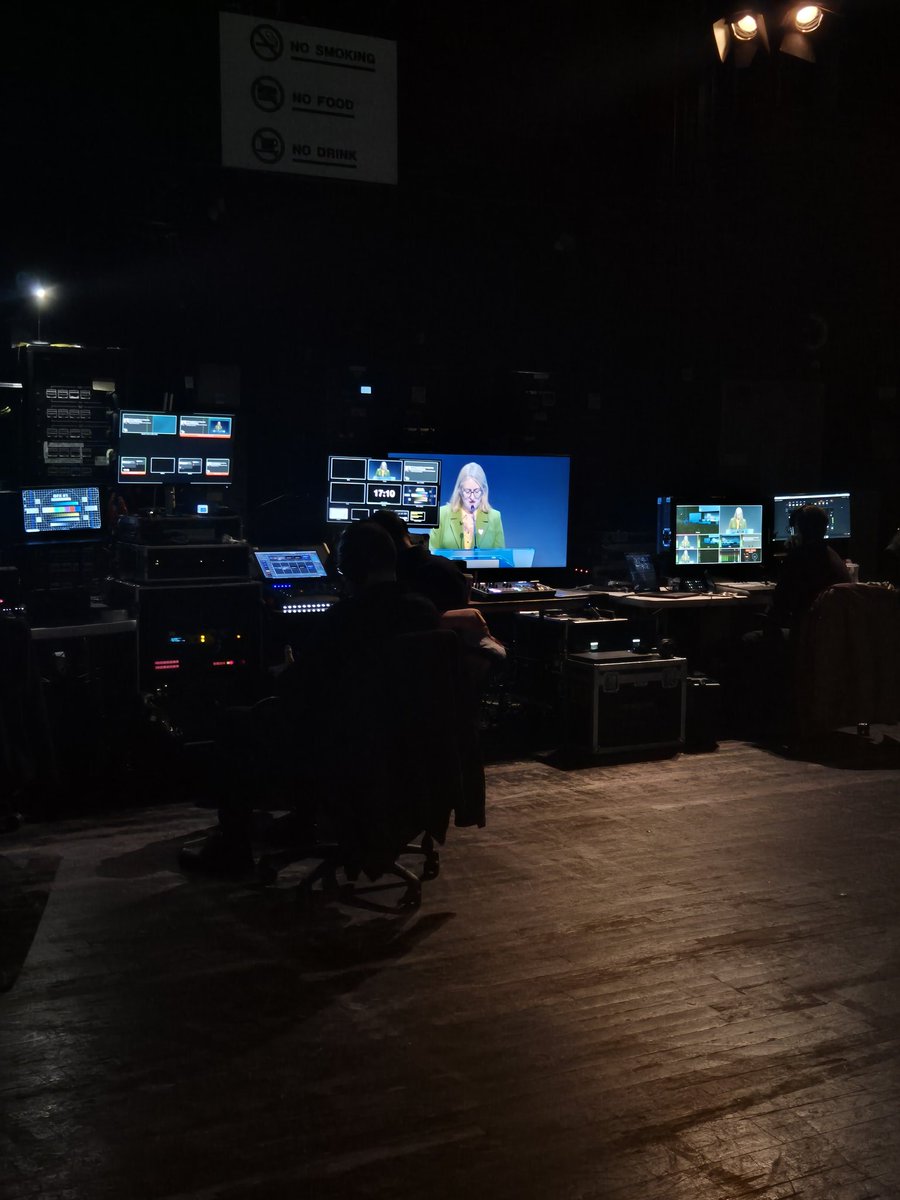 Really fabulous to hear <a href="/Jacqui_Smith1/">Jacqui Smith</a> at the <a href="/AoC_info/">Association of Colleges (AoC)</a> Annual Conference announce an LGPS guarantee for colleges. This is something we've been campaigning on for some time and it's great to see that the gov have listened to the sector on this.