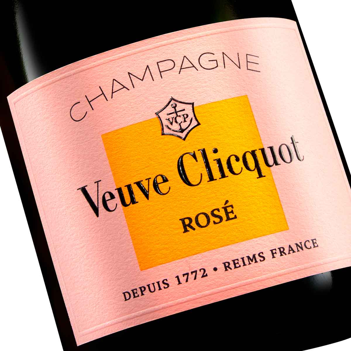 champmarket's tweet photo. Profitez de vos #champagnes préférés à prix doux et d'un magnum #VeuveClicquot Brut Carte Jaune offert dès 24 bouteilles achetées*🍾 parmi les cuvées Veuve Clicquot Brut Carte Jaune https://t.co/Xv6QKPbv93 et Rosé https://t.co/xFaE5oOq4b Jusqu'au 31.12.2024 avec le code VC24✨🎁 https://t.co/y7rfoF7Un6