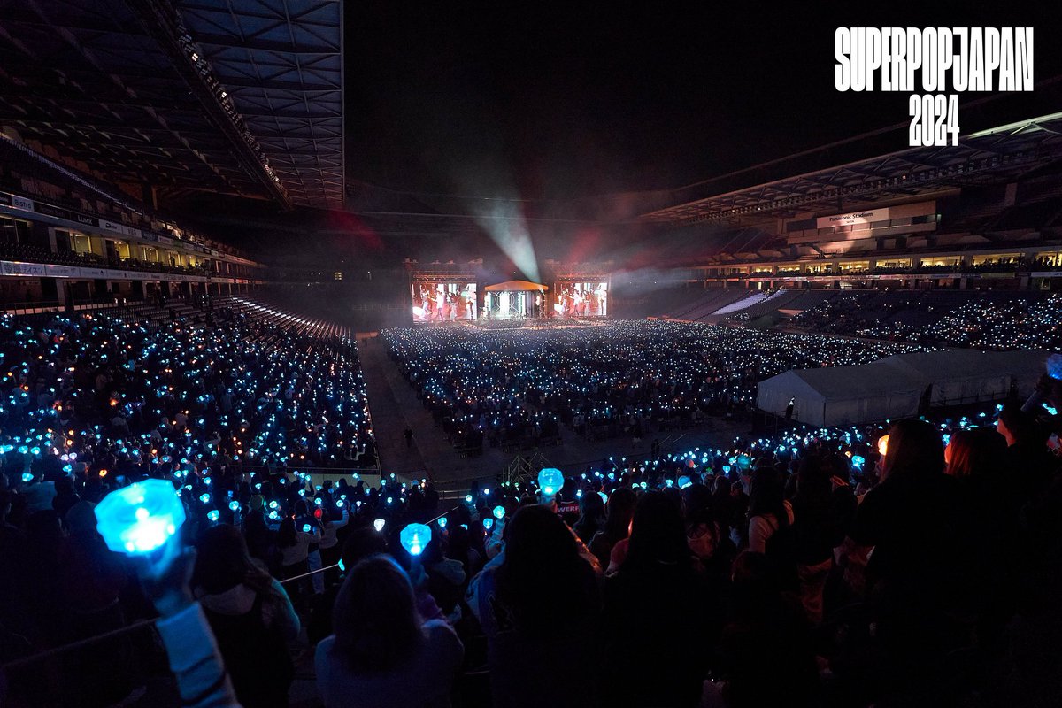 Hyunsuv's tweet photo. Thank you Superpop Japan for the beautiful atmosphere full of memories! https://t.co/Ghbv5pOhd7