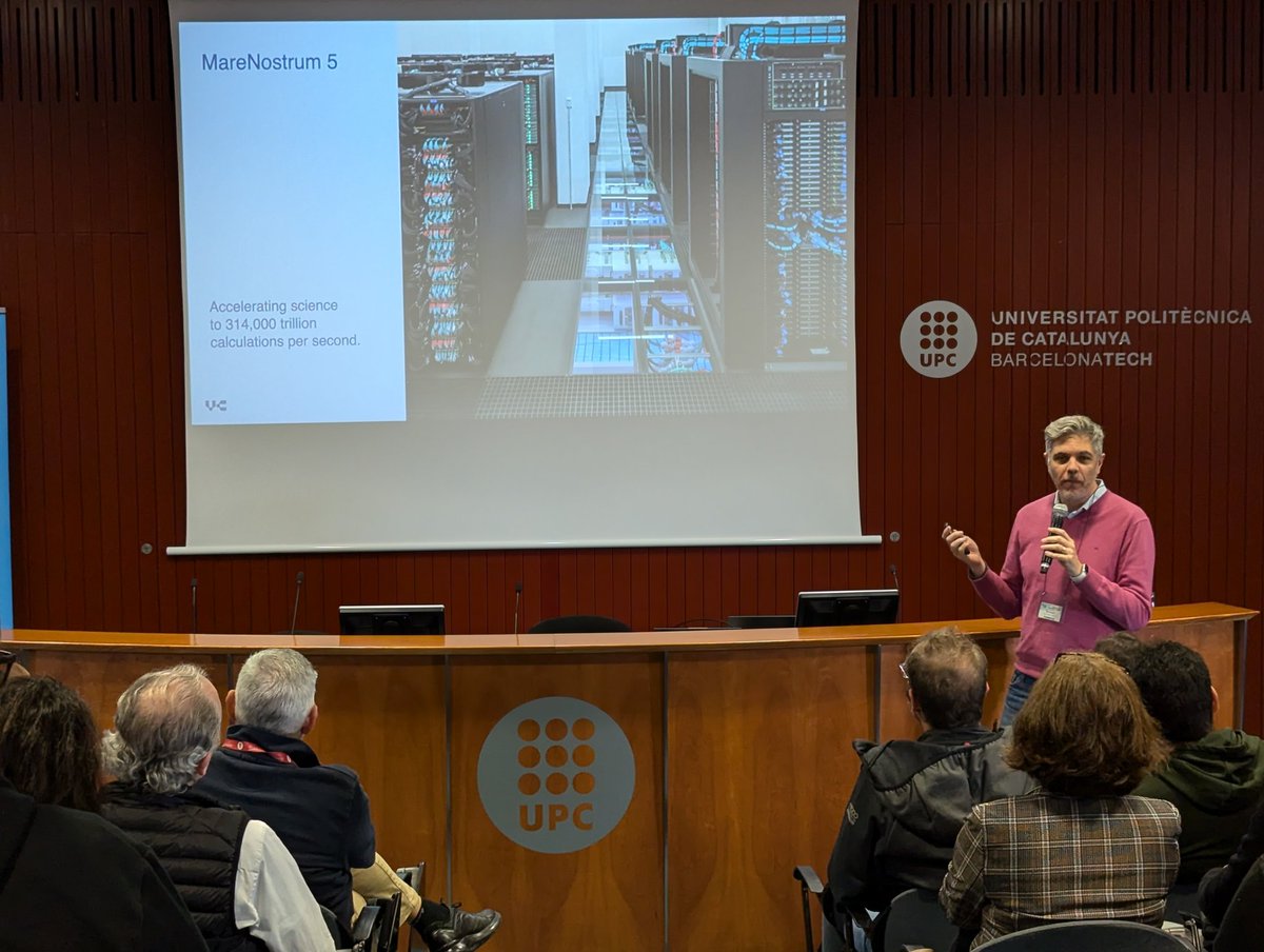 joseaf76's tweet photo. #jornadaTICUPC Fernando Cucchietti ens descobreix el bessó digital https://t.co/iqmVJ9oqDL
