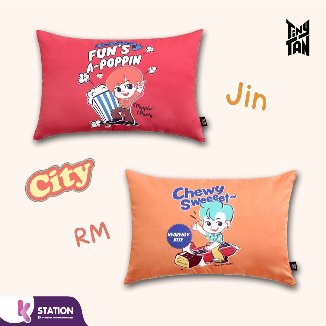 KStation_TH's tweet photo. #TinyTAN TinyMART PILLOW COVER💜

✨ปลอกหมอนลายพิเศษ ไอเทมที่จะมาช่วยให้เพื่อนๆ นอนหลับเต็มอิ่ม💤 กับเมนที่คุณรัก❤️ สีสันสดใส ทำจากผ้า Cotton 100%😘

ช้อปเลย!
🧡https://t.co/qNOgDKFvom

#ตลาดนัดบังทัน #ตลาดนัดรถไฟฟ้าบังทัน #ตลาดนัดBTS #การ์ดบังทัน #ปล่อยของสะสมบังทัน #ตลาดนัดBT21 https://t.co/zSFQxfGVc4