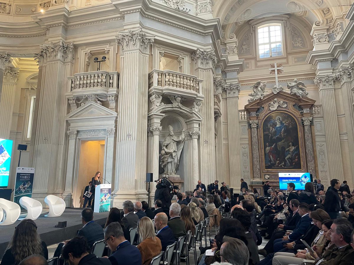 Ceipiemonte s.c.p.a. (@ceipiemonte) on Twitter photo Ha preso ufficialmente il via Experience Piemonte: performing uniquenesscon i saluti di benvenuto di <a href="/AndreaTronzano/">Andrea Tronzano</a> <a href="/FabioGiulivi/">Fabio Giulivi</a> #ChiaraTeolato Ha preso ufficialmente il via Experience Piemonte: performing uniquenesscon i saluti di benvenuto di <a href="/AndreaTronzano/">Andrea Tronzano</a> <a href="/FabioGiulivi/">Fabio Giulivi</a> #ChiaraTeolato