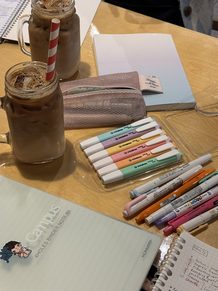 r0sematcha's tweet photo. tuesday—

#studytwt #archivetwt #lifetwt https://t.co/Yu4LHnwRlH