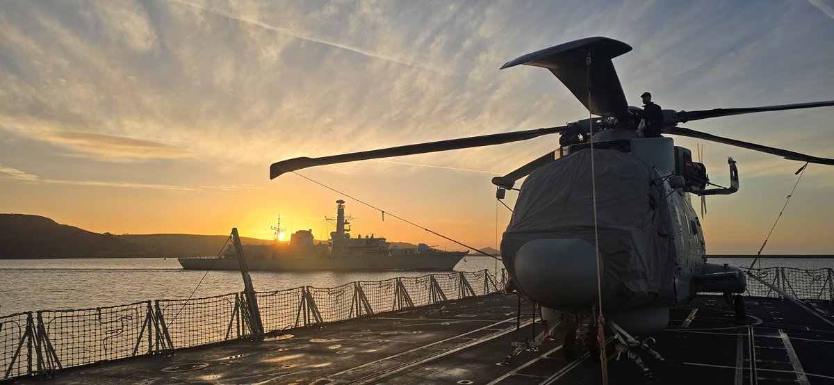 RNAS Culdrose (@rnasculdrose) on Twitter photo Frigates at dawn: The sun rises this morning on #Plymouth Sound. On the flight deck of frigate <a href="/HMSStAlbans/">HMS St Albans</a> stands the ship’s Merlin Mk2 submarine hunting helicopter of #814NAS Kingfisher Flight. Behind is frigate <a href="/HMSSomerset/">HMS Somerset</a> #Devonport <a href="/RoyalNavy/">Royal Navy</a> #ready
Picture: PO Cheesman Frigates at dawn: The sun rises this morning on #Plymouth Sound. On the flight deck of frigate <a href="/HMSStAlbans/">HMS St Albans</a> stands the ship’s Merlin Mk2 submarine hunting helicopter of #814NAS Kingfisher Flight. Behind is frigate <a href="/HMSSomerset/">HMS Somerset</a> #Devonport <a href="/RoyalNavy/">Royal Navy</a> #ready
Picture: PO Cheesman