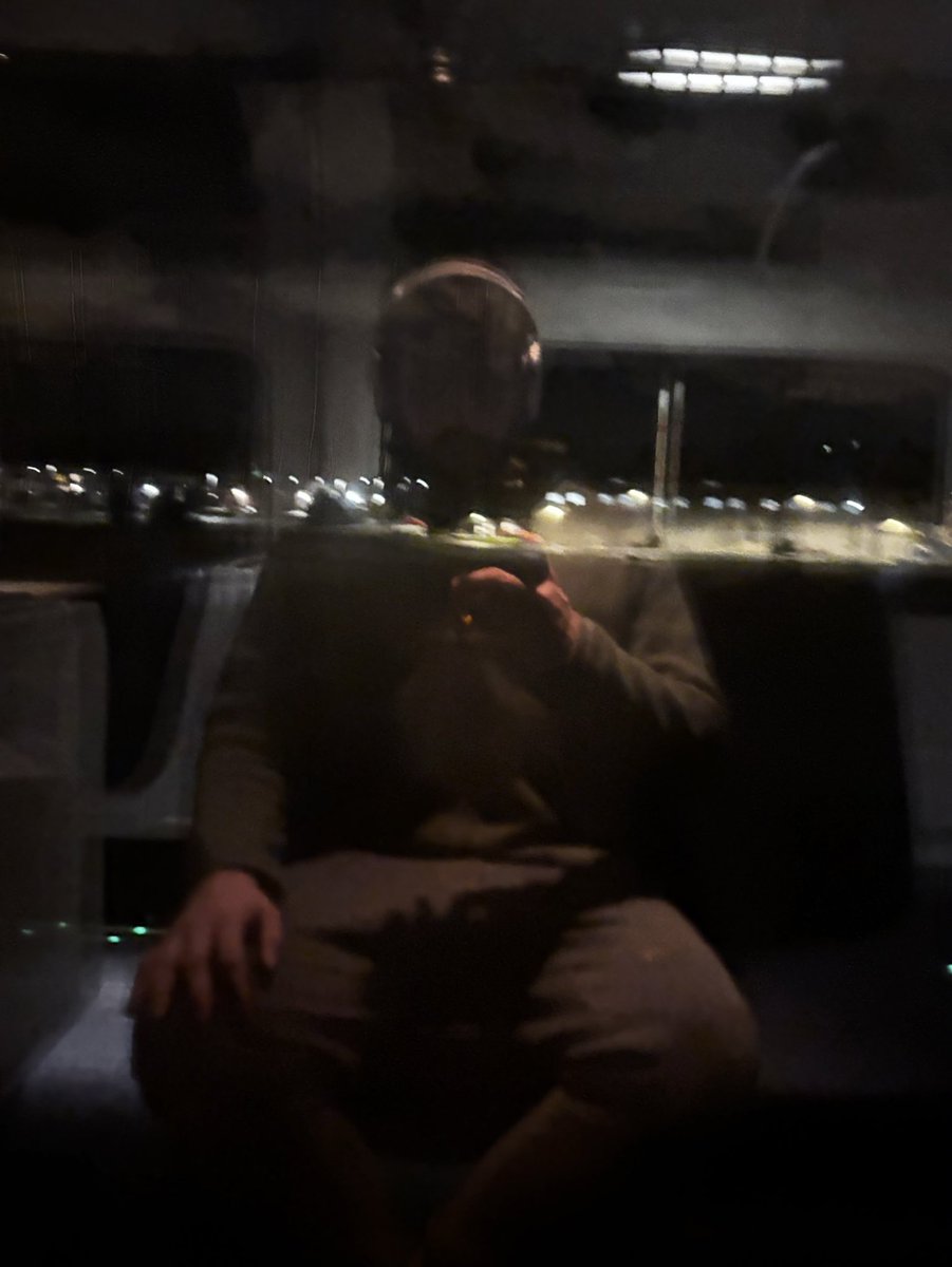 fait accomplice (@tukangkeliru) on Twitter photo 