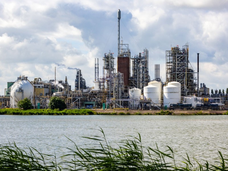 Rechter-commissaris roept Roelof Bosma toch niet op als getuige in strafzaak dlvr.it/TG7b5q