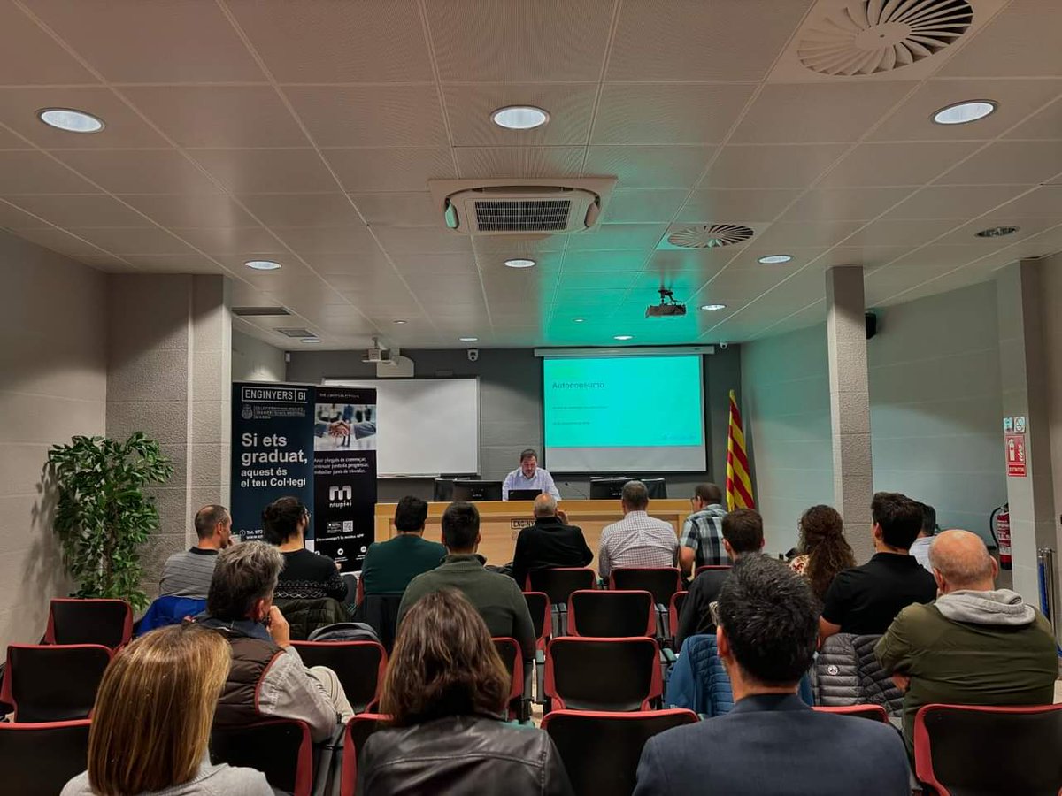 GironaCetig's tweet photo. Jornada e-distribución d’Autoconsum, Modalitats i Tràmits de la connexió a la xarxa de distribució!
#enginyersgi #girona #jornada #autoconsum #enginyers #enginyeres #enginyeria https://t.co/ICZkCk0a1P