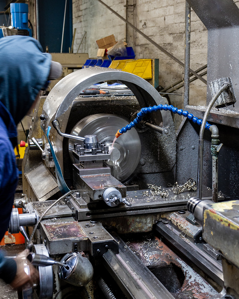 GPGraders's tweet image. We’re proud to be Australian manufacturers, with the vast majority of machine parts being produced in our facility in Melbourne.
--
#fruitsorting #defectdetection #fruitgrading #gpVision #visionsorting #australianmade