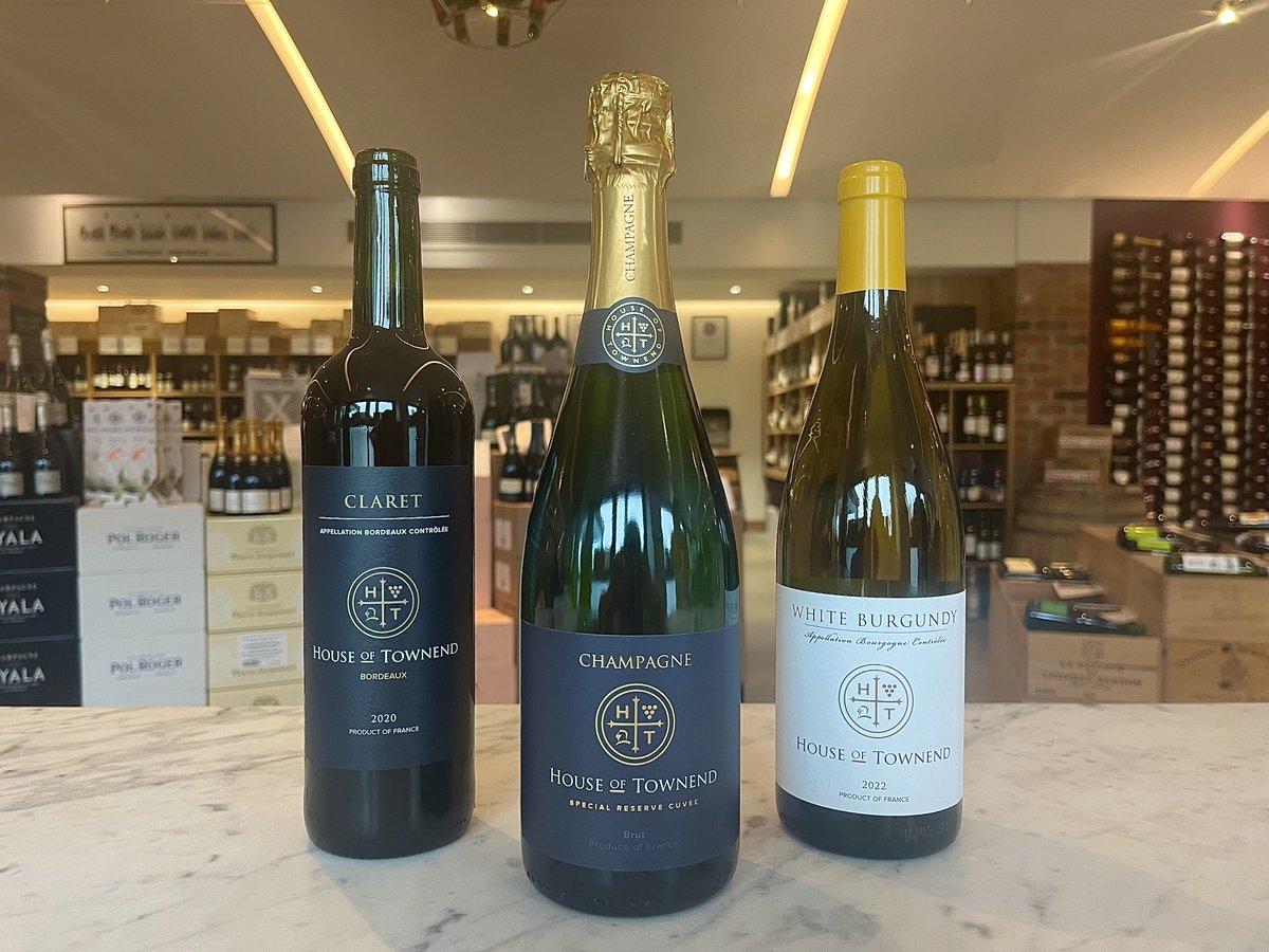 #MaketheMoment... with House of Townend Own Label!

Comprising a Claret, White Burgundy Special Reserve Champagne, all three wines make perfect Christmas drinking 🍷🥂🎄