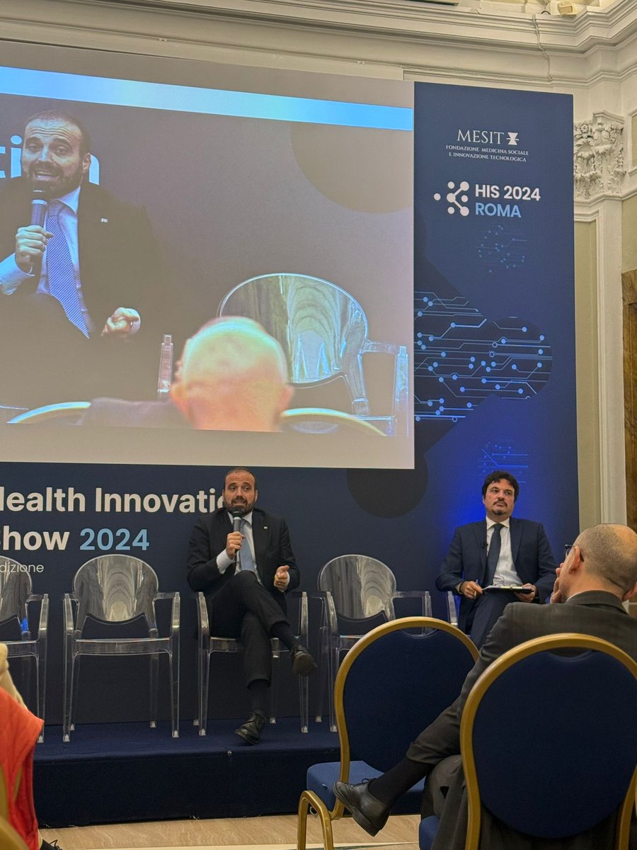 A Roma all’Health Innovation Show, a discutere di innovazione e sanità.

Il servizio sanitario nazionale universale già non esiste più. Ma è una delle tante ipocrisie del dibattito pubblico italiano.

Già ora chi se lo può permettere si cura in fretta dal privato, e chi non se lo