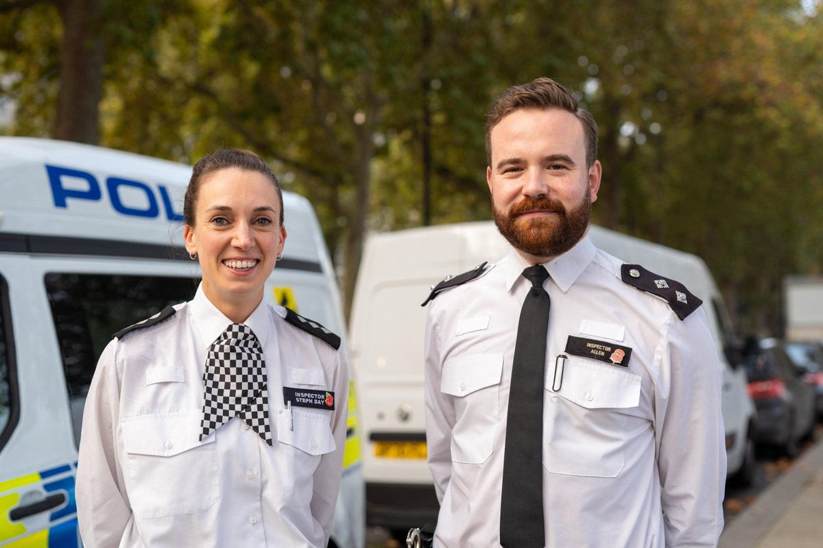metpoliceuk's tweet photo. Two officers have been praised for their quick-thinking after coming to the aid of a cyclist trapped under the rear wheels of an articulated lorry.
 
The rapid actions of Inspectors Steph Day and Patrick Allen meant experts were able to save both legs from being amputated. https://t.co/HBbFcvgsgS