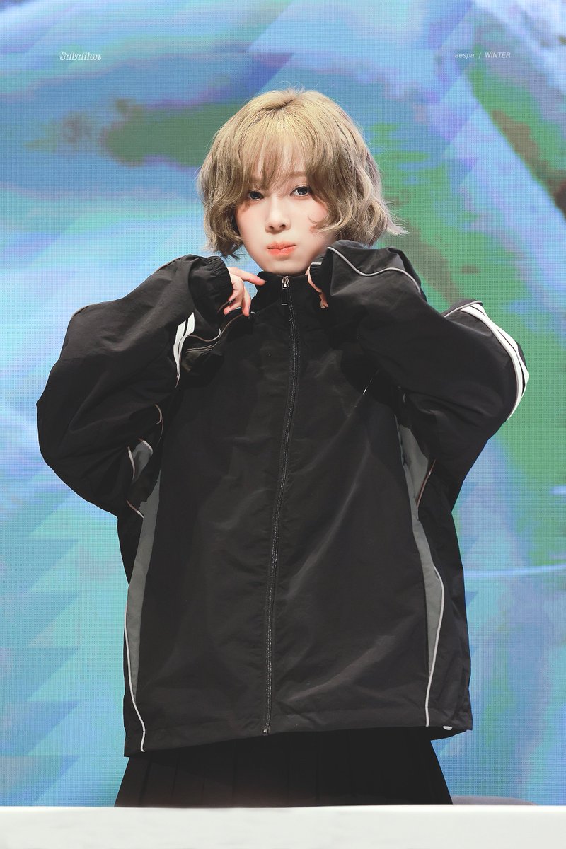 salvation_0101's tweet photo. 241102
#에스파 #윈터
#aespa #WINTER https://t.co/sI7c2KOq1p