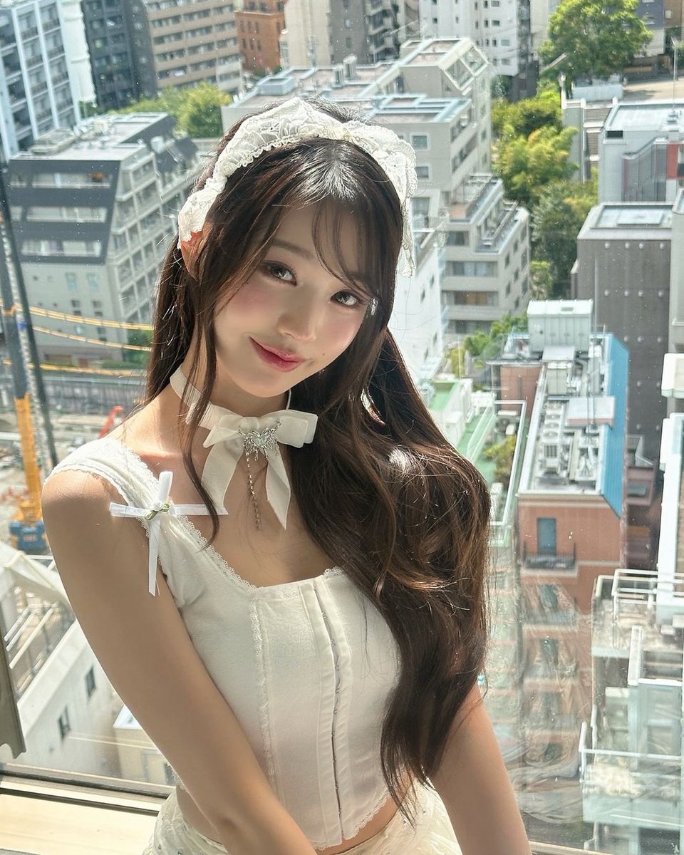 wonyoung pics tweet media