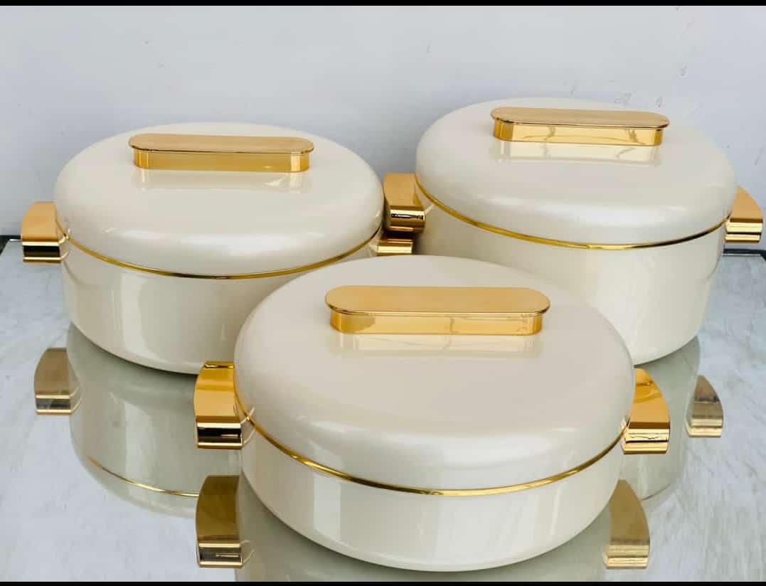 pammyhills's tweet photo. 3 set casserole 45k
Set of 5 pieces pots # 170k
All available 
08033769722
#kitchenwares
#AbujaTwitterCommunity https://t.co/jaRs5Zqg56
