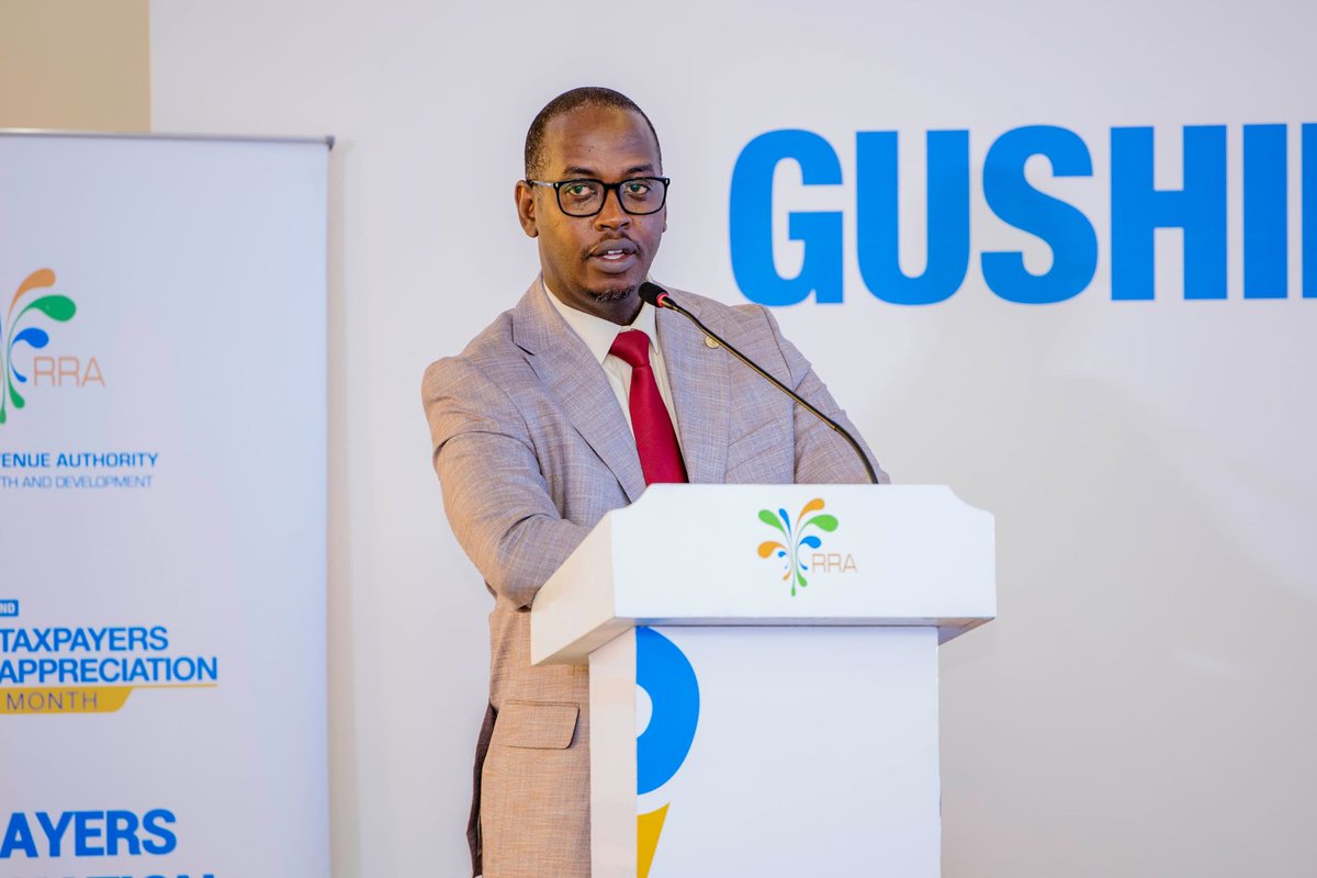 muhaziyacu's tweet photo. I #Bugesera, hari kubera igikorwa cyo kwizihiza umunsi ngarukamwaka wo gushimira abasora ku rwego rw'Intara y'Iburasirazuba; witabiriwe na Guverineri wa @RwandaEast , @PudenceR, Komiseri Mukuru wa @rrainfo , @RNiwenshuti2,  abayobozi b'Uturere n'abasora bo muri iyi Ntara. https://t.co/4BKzFBR9aa