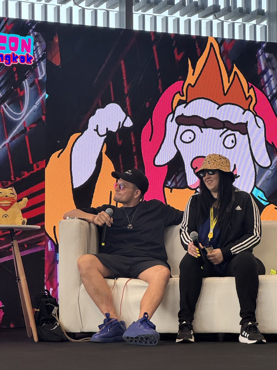 ipashkov's tweet photo. Talking about new meme super cycle at @MEMECON_OMG  @dchefsol #dchef #bkk https://t.co/tvwAfn5SVF