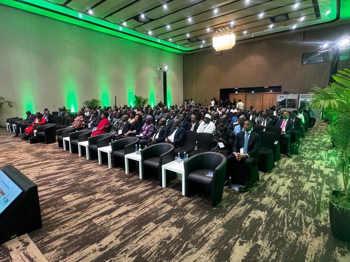 ANARwandaNews's tweet photo. The 4th #APPN General Assembly has kicked off at the Kigali Convention Centre, bringing together procurement experts from public institutions, the private sector, civil society, and development partners to discuss sustainable public procurement for Africa's economic resilience. https://t.co/c2Czm68PD0
