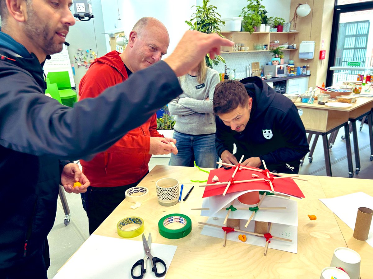 russellearnshaw's tweet photo. Always great fun and serious learning @InnoPlayUK 🧠❤️ #EgoBuster #PlayfulHistories #HMW #KillYourDarlings https://t.co/kyabhvgD1P