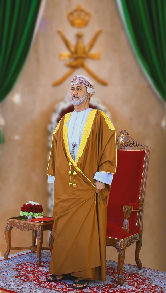 اللهم لا تشمت في وطني🇴🇲  خائن ولا عميل ولا جاهل ولا حاقد ولا خبيث 
ورد كيدهم ومكرهم وخبثهم وحقدهم في نحورهم .
اللهم إحفظ وطني #سلطنة_عُمان من الخونه والعملاء  

أستودعتك يا الله الذي لا تضيع ودائعه عماننا أرضها وسمائها وسلطانها وشعبها وهوائها وجميع ما أنعم الله به علينا