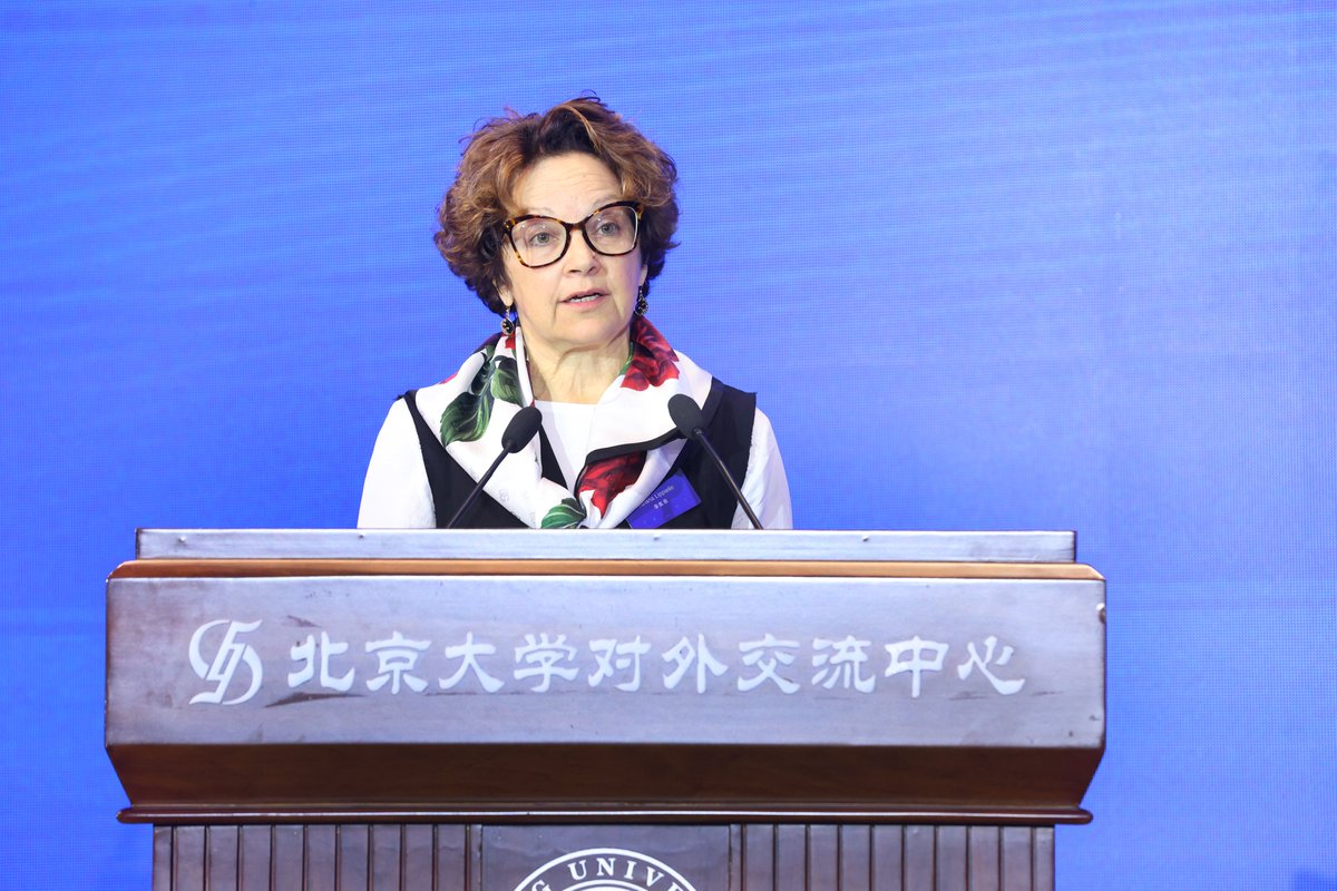 PKU1898's tweet photo. "China and Italy both possess and share a rich heritage of wisdom, cultural wealth, and philosophical thought. Although separated by great distances, there is a remarkable alignment between the relentless pursuit of truth and the dialogue-centered approach to knowledge advocated by the Western philosopher #Socrates and the ideas of #Confucius."

In her address at the #ChinaItaly University Rectors Dialogue held at #PekingUniversity, Tiziana Lippiello, board member of the Conference of Italian University Rectors, highlighted the enduring bond between Italy and China, rooted in centuries of cultural exchange and intellectual collaboration.

She stated, "Marco Polo's legacy teaches us that only through respect for each other's cultures and openness can we promote innovation and progress toward a better world."