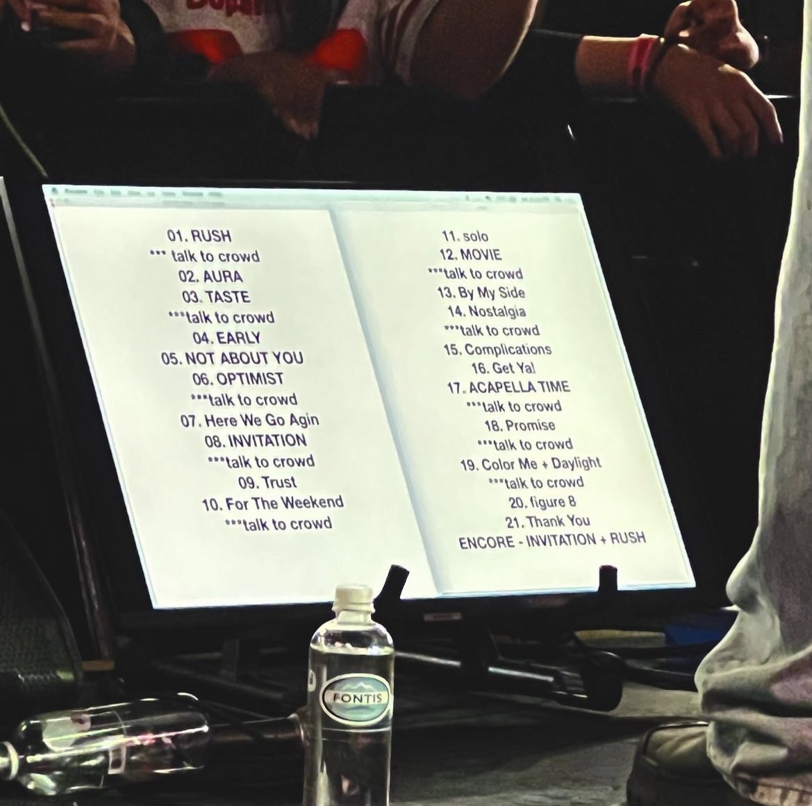 JunnyTHTeam's tweet photo. SETLIST สำหรับ NA TOUR ค่ะ 👍❤️
มีใครยังไม่มูฟจาก TOUR บ้างค่ะ 🤚

📷: elaysiaamour

#JUNNY #주니 #จุนนี่
#dopaminetour @_jnkmsc_ https://t.co/4ylEVR0G7W