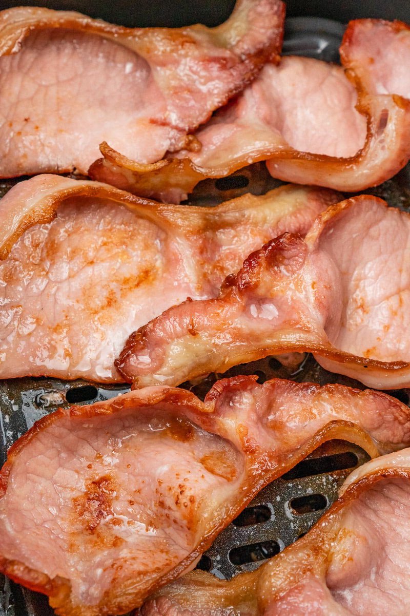 AndyEndean's tweet photo. @bagsfan75_Tony Proper back bacon. Not that mediocre streaky stuff. https://t.co/RD2XBbmXT3
