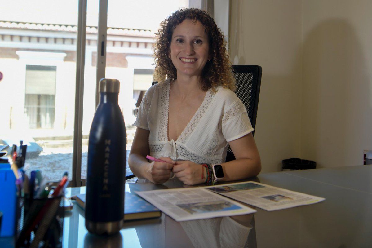 📰 Hoy tenemos a una compañera periodista en #ConMdeMujer 

⚽️ Crónica <a href="/RCDEFemeni/">RCD Espanyol Femení</a> vs <a href="/GranadaCF_Fem/">Granada CF Femenino</a> 

👂 Sonidos de las protagonistas

🗣️ Entrevista a <a href="/lauracaciaa/">ＬΛＵＲΛ•ＣΛ C I Λ | ∞∞</a>, jefa de prensa del <a href="/AytoMaracena/">Ayuntamiento de Maracena</a> 

📻 19:03-20:00h