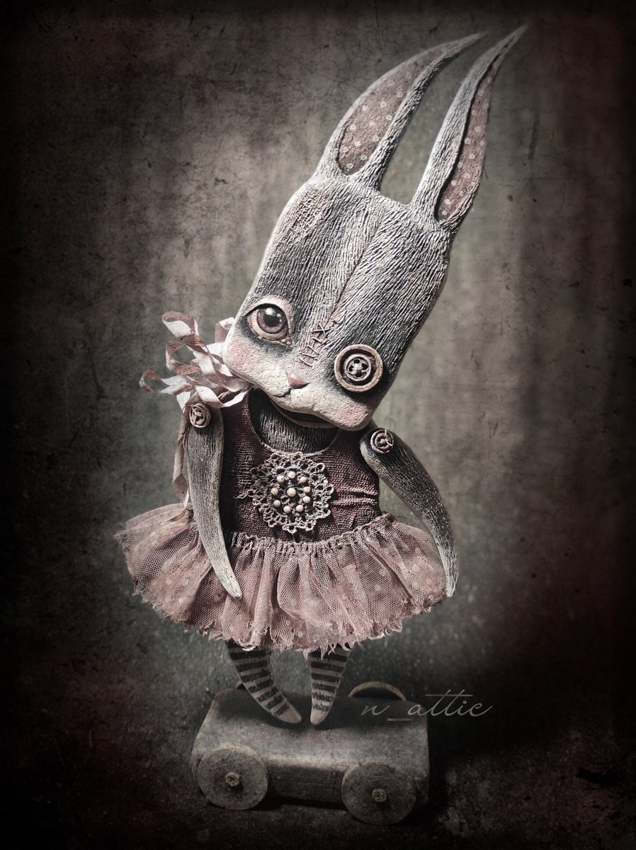 Bunny Rose 
An author's interior toy. Papier-mache, primed textiles, 28 cm.
I will make to order. Cost $350
#papiemache #primedtextile #authorstoy #папьемаше  #акриловыекраски #авторскаякукла #mixedmedia #грунтованныйтекстиль #смешаннаятехника  #shabbychic #shabby