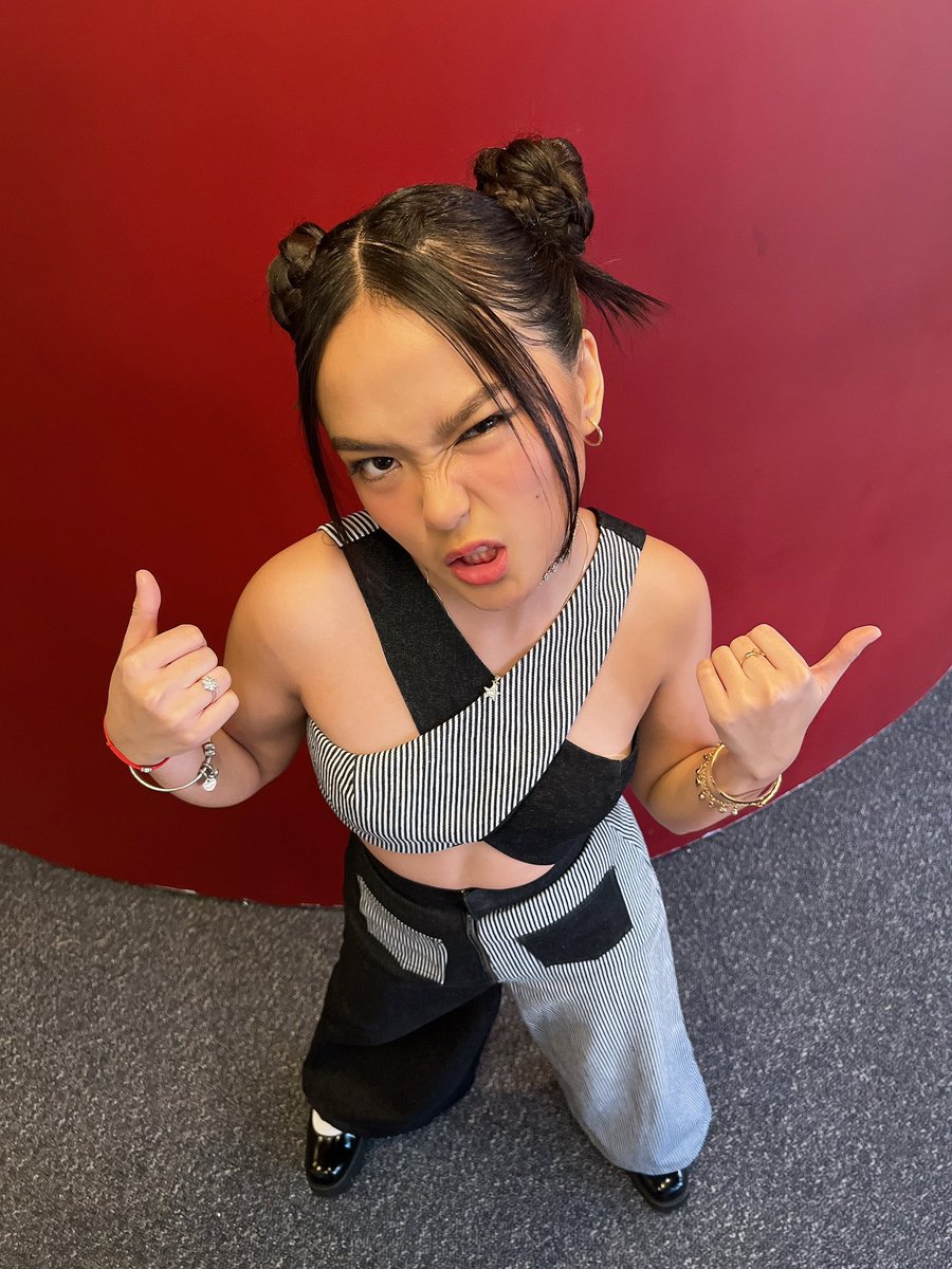 VanMercadoNew's tweet photo. Rainah-chan 🇯🇵 https://t.co/8KZqfWYZ4r