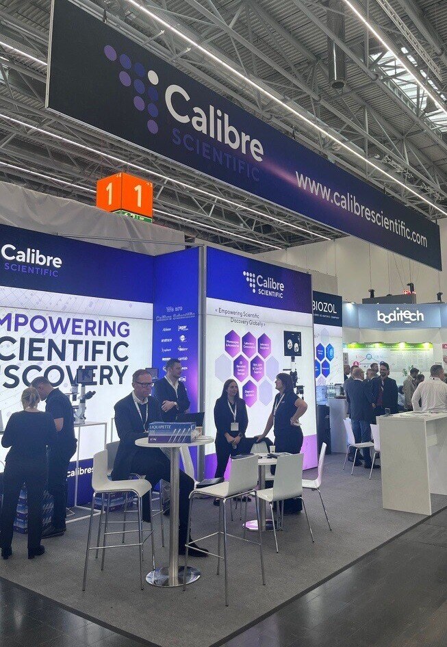 We're ready for another busy day at #MEDICA2024 🥼🔬
Make sure you come by to meet the team, you'll find us at Booth 31, Hall 1 📍
We look forward to meeting you!