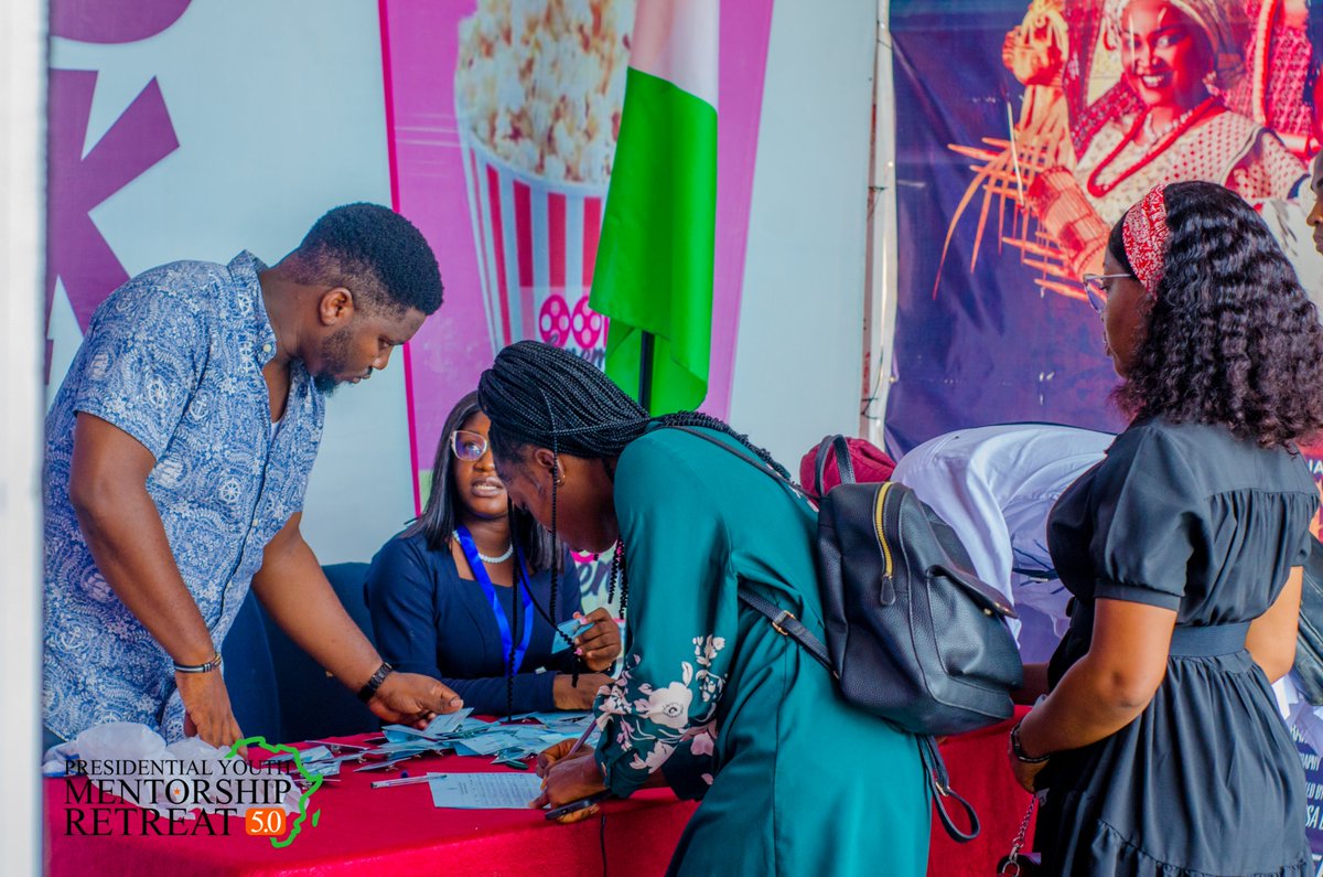 Day 3 of the Presidential Youth Mentorship Retreat 5.0, and it’s The Youth Governance Dialogue.

#PresidentialYouthMentorshipRetreat #PYMR5
#MentorshipWithOBJ #YouthCentre
#ooplydc